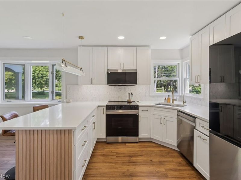 30320 Miles Road, Solon, OH 44139 Photo 11