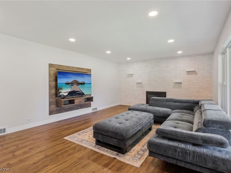 30320 Miles Road, Solon, OH 44139 Photo 5