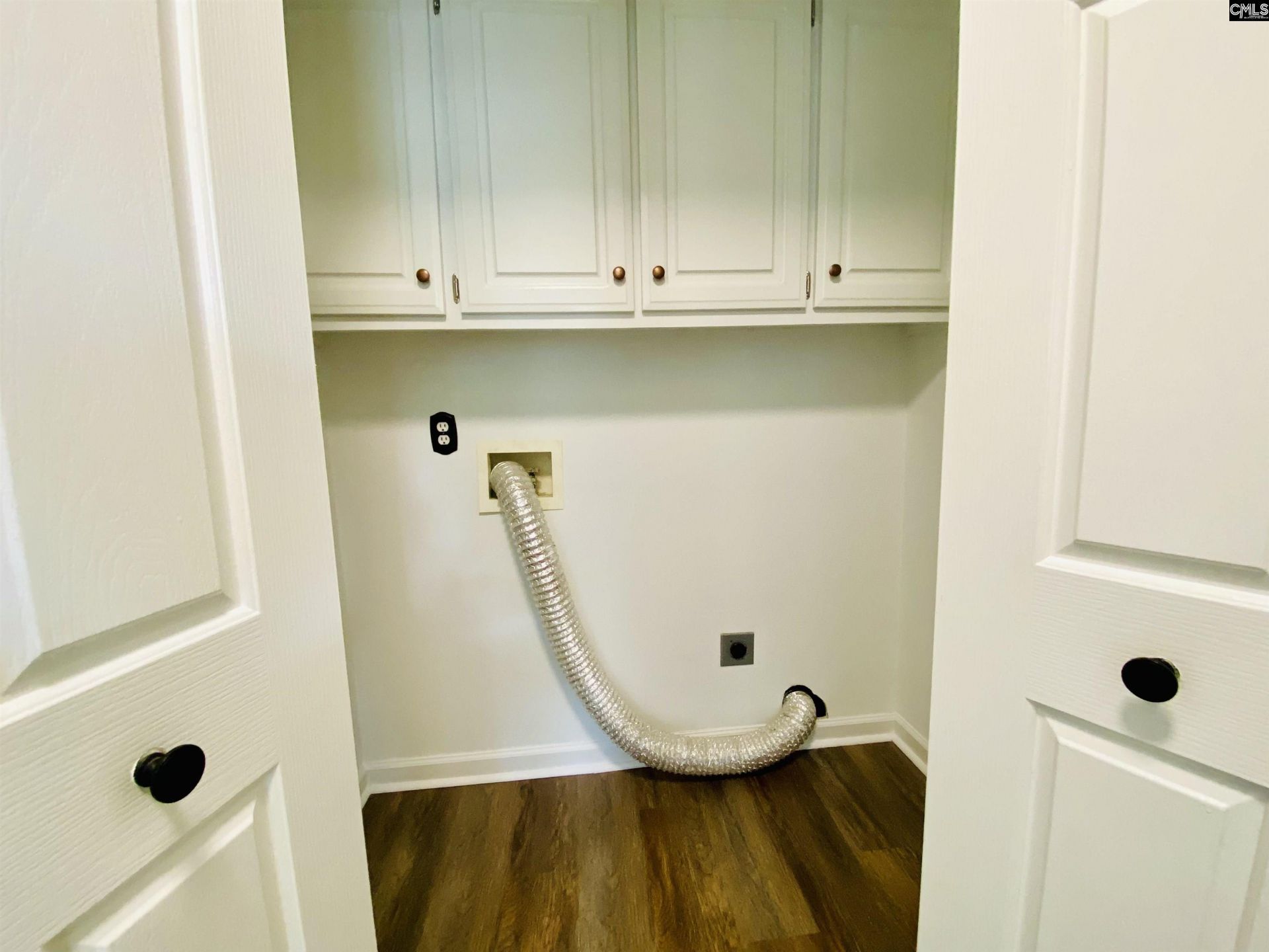 560 Rapids Road Photo 23