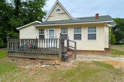 398 Sellers Street photo 4
