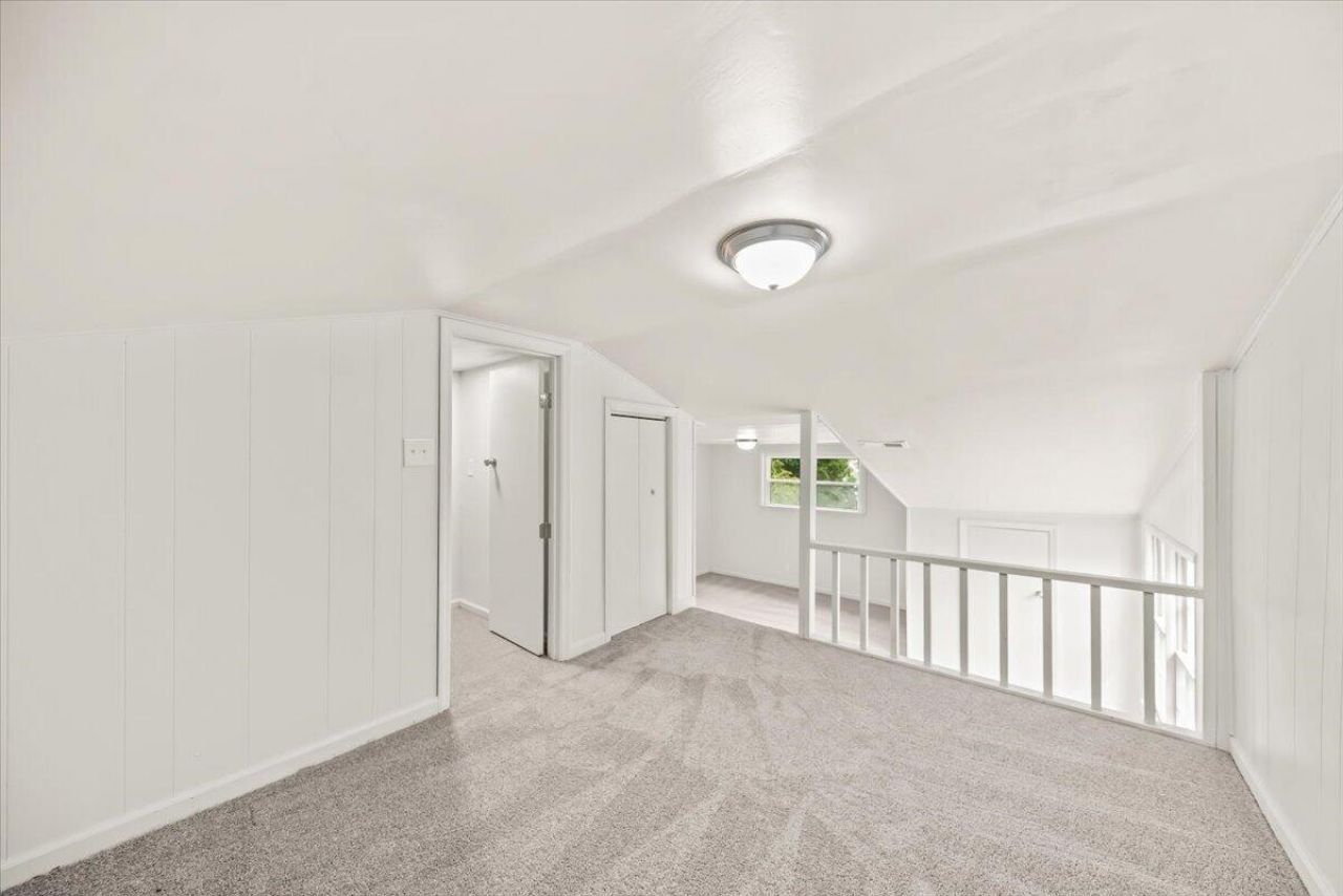 140 Rosedale Avenue Photo 24
