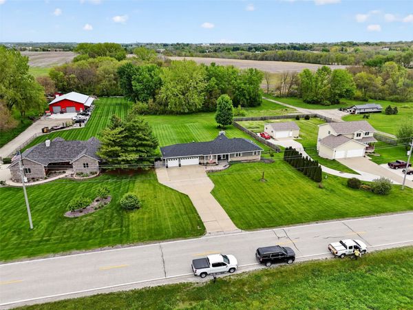 8634 NE 27th Avenue, Altoona, IA 50009