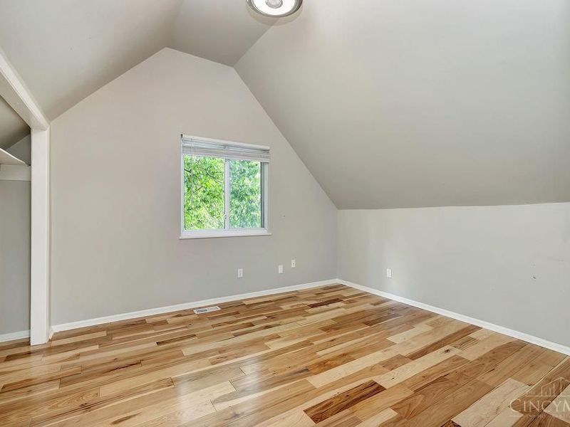 2364 Gladstone Avenue, Cincinnati, OH 45202 Photo 21