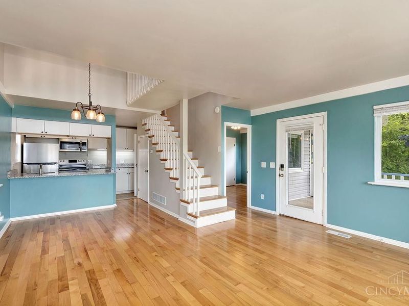 2364 Gladstone Avenue, Cincinnati, OH 45202 Photo 6