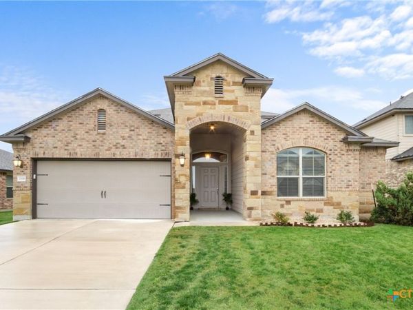 1316 Blue Leaf Drive , Temple, TX 76502