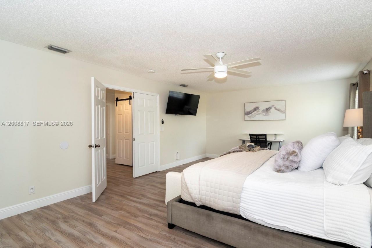 6630 Saltaire Ter, Margate, FL 33063 Photo