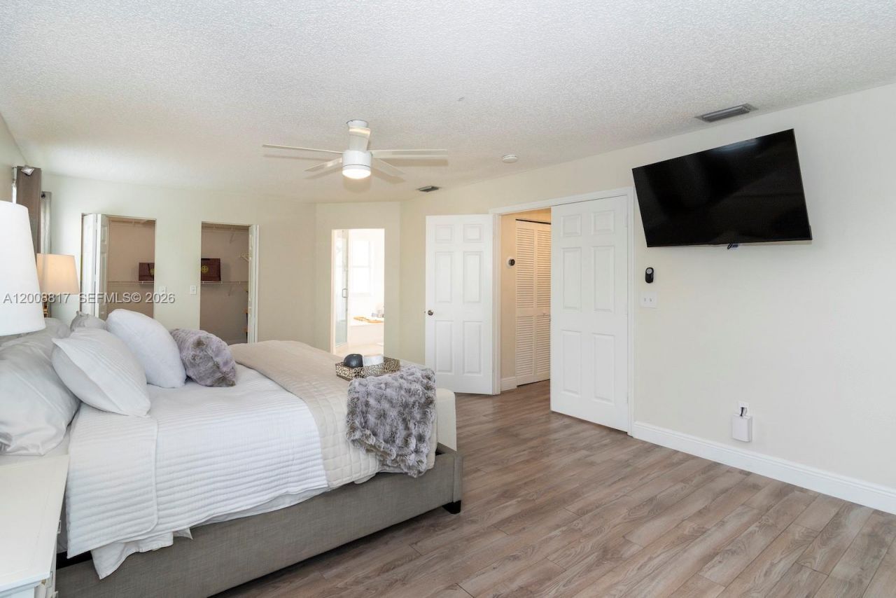 6630 Saltaire Ter, Margate, FL 33063 Photo