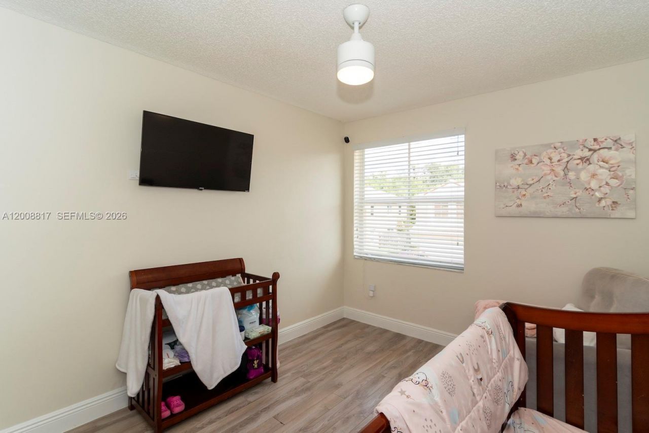 6630 Saltaire Ter, Margate, FL 33063 Photo
