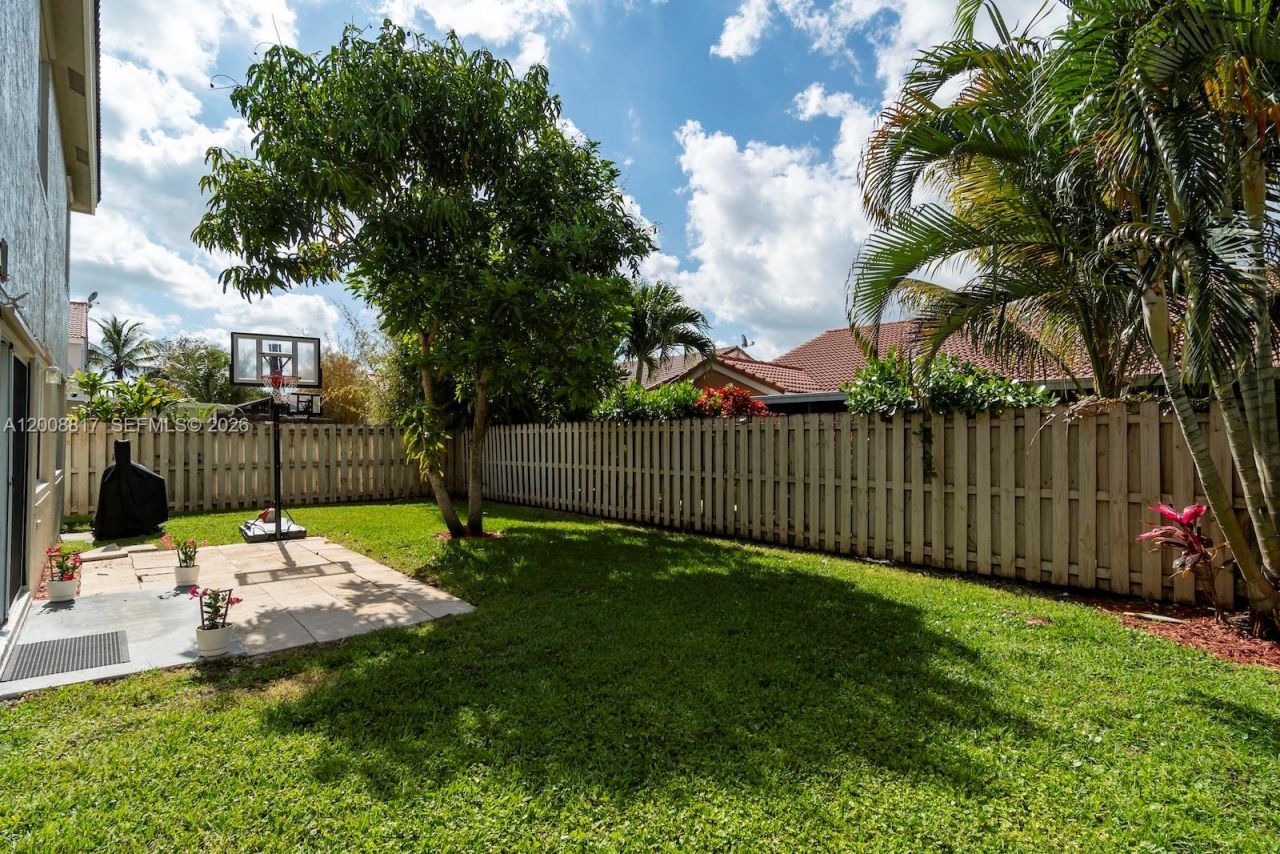 6630 Saltaire Ter, Margate, FL 33063 Photo