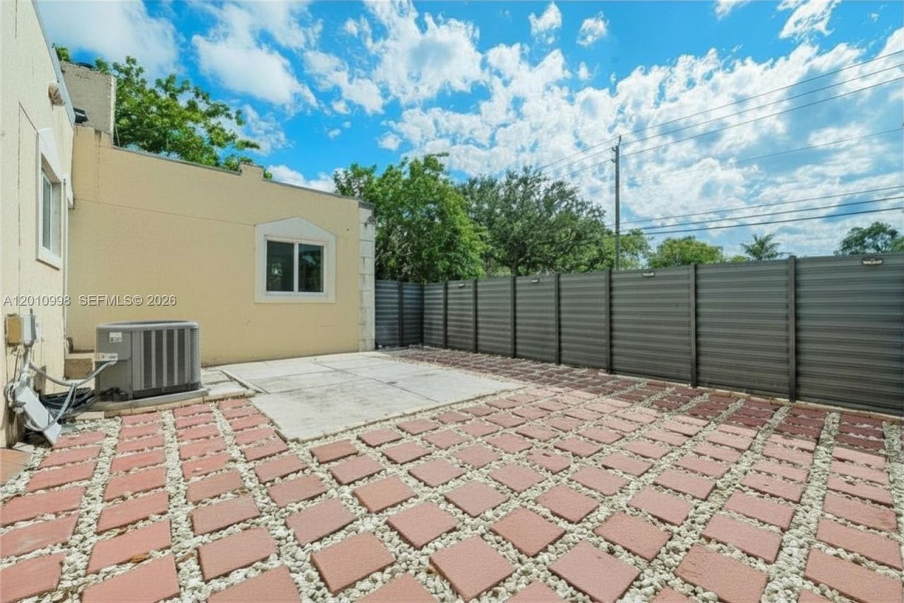 1199 NW 121st St, North Miami, FL 33168 Photo