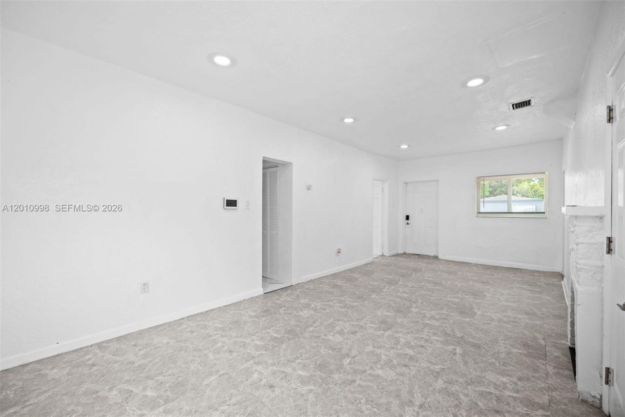 1199 NW 121st St, North Miami, FL 33168 Photo