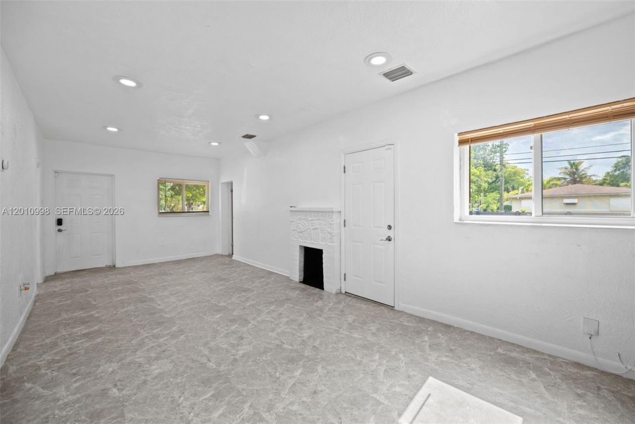 1199 NW 121st St, North Miami, FL 33168 Photo