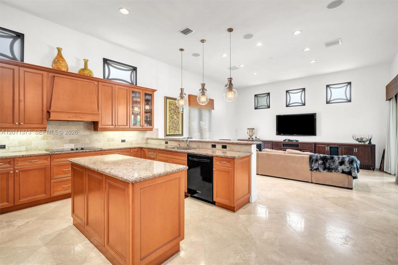 1480 Windjammer Way , Hollywood, FL 33019 Photo