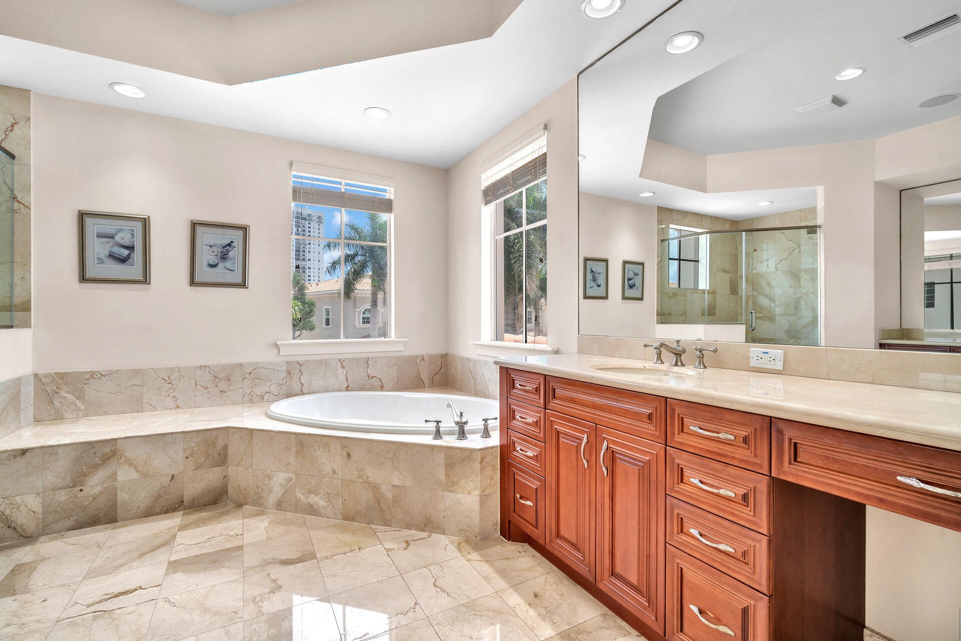 1480 Windjammer Way , Hollywood, FL 33019 Photo