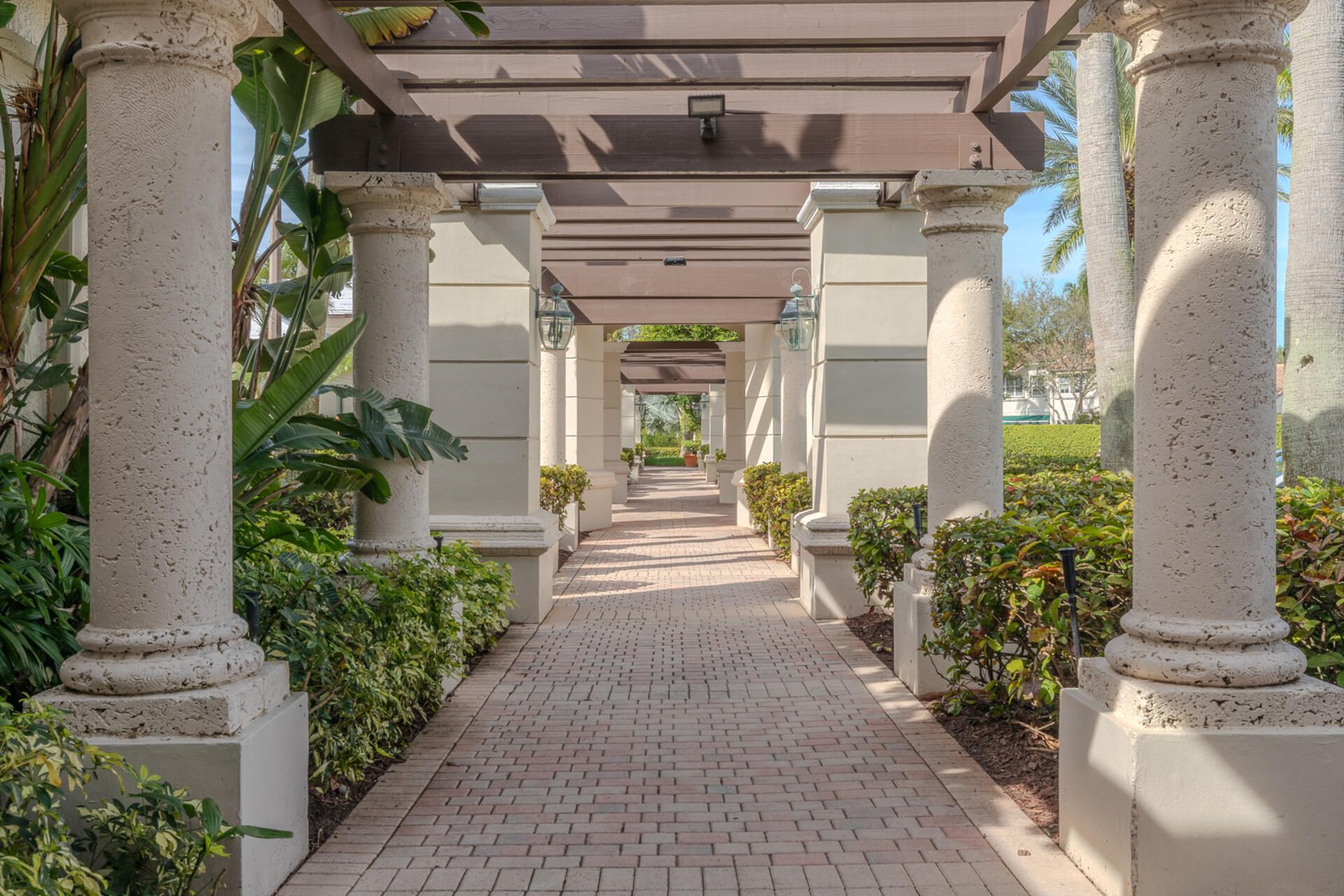 1480 Windjammer Way , Hollywood, FL 33019 Photo