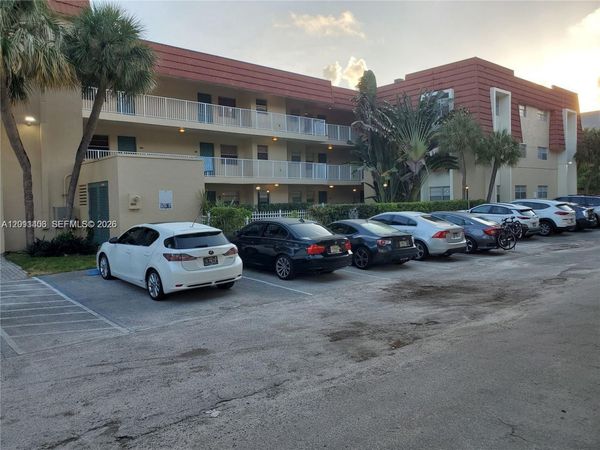 1300 Moffett St , Unit 107, Hallandale Beach, FL 33009