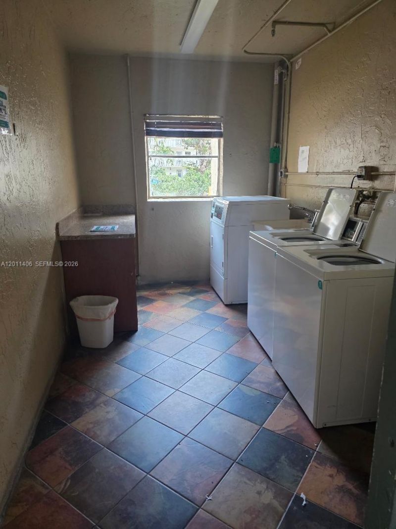 1300 Moffett St, Unit 107, Hallandale Beach, FL 33009 Photo