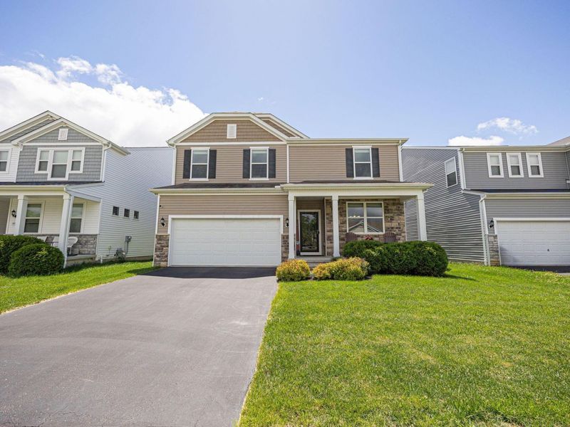 5945 Annsborough Drive , Galloway, OH 43119 Photo 2