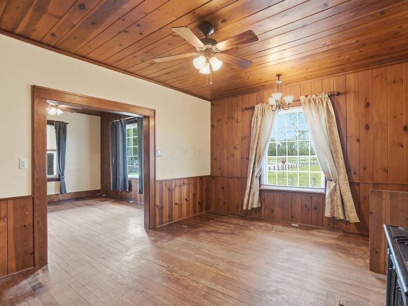 909 W Sugar Street , Mount Vernon, OH 43050 Photo 10