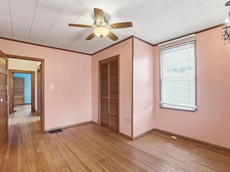 909 W Sugar Street , Mount Vernon, OH 43050 Photo 21