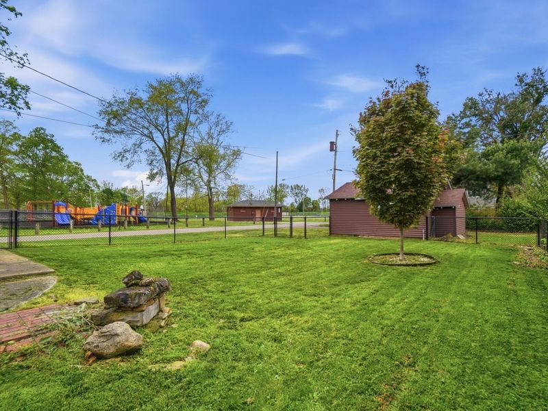 909 W Sugar Street , Mount Vernon, OH 43050 Photo 36