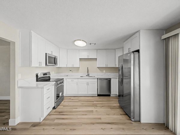 4110 N 71ST Lane, Phoenix, AZ 85033
