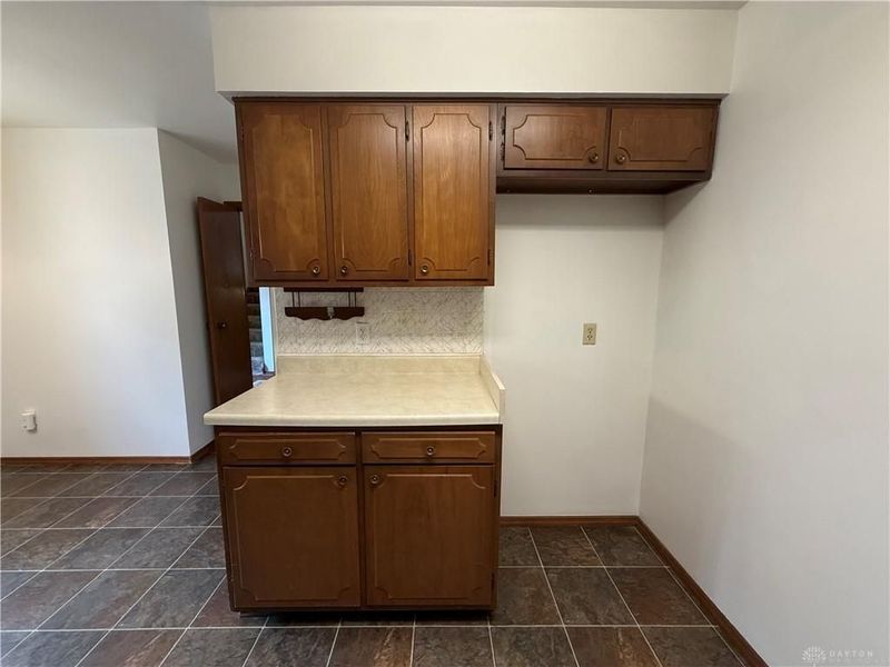 2272 Whispering Willow Circle, Kettering, OH 45440 Photo 15