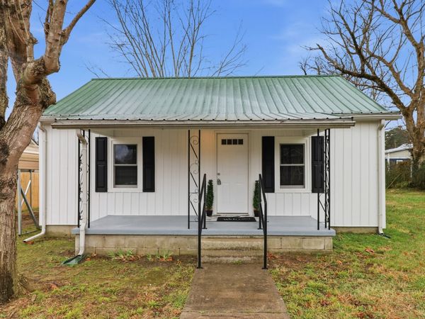 612 Maple St , Manchester, TN 37355