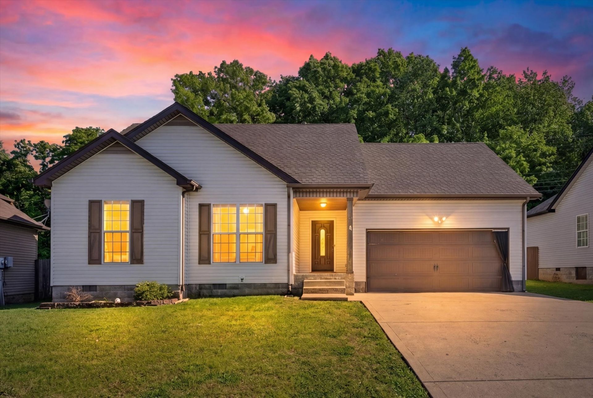 1307 Whitt Ln, Clarksville, TN 37042 Main Photo