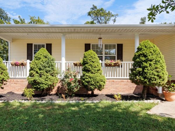 1033 Sivley Rd , Hopkinsville, KY 42240