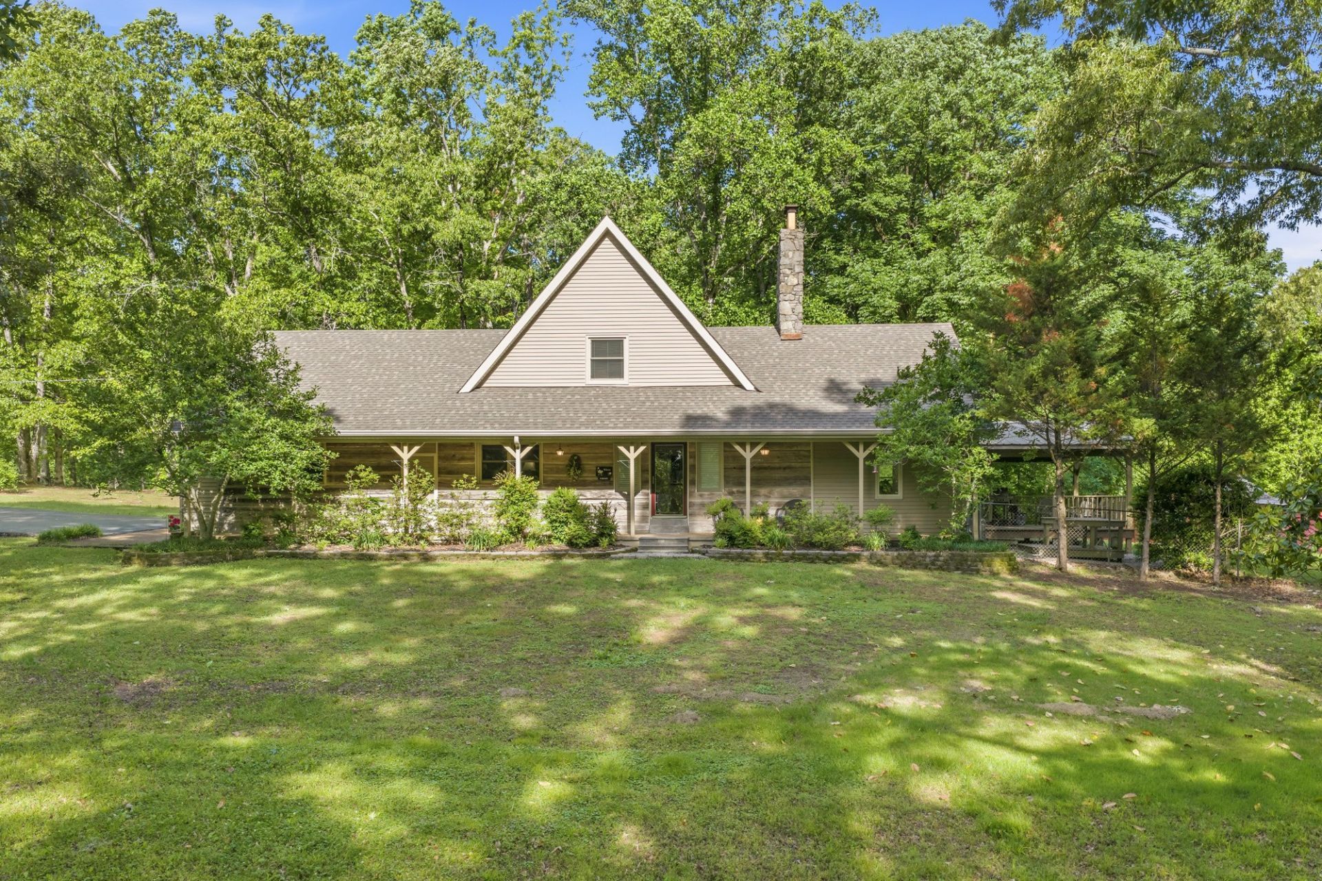 1070 Mcmurry Road, Parsons, TN 38363 Main Photo