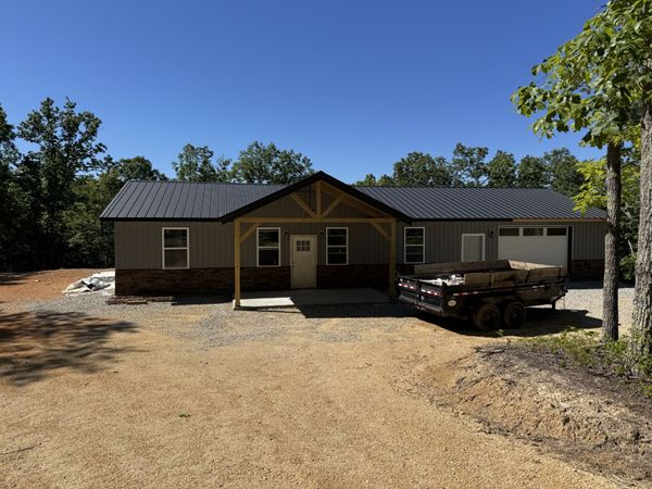 93 Wyatt Lane, Linden, TN 37096
