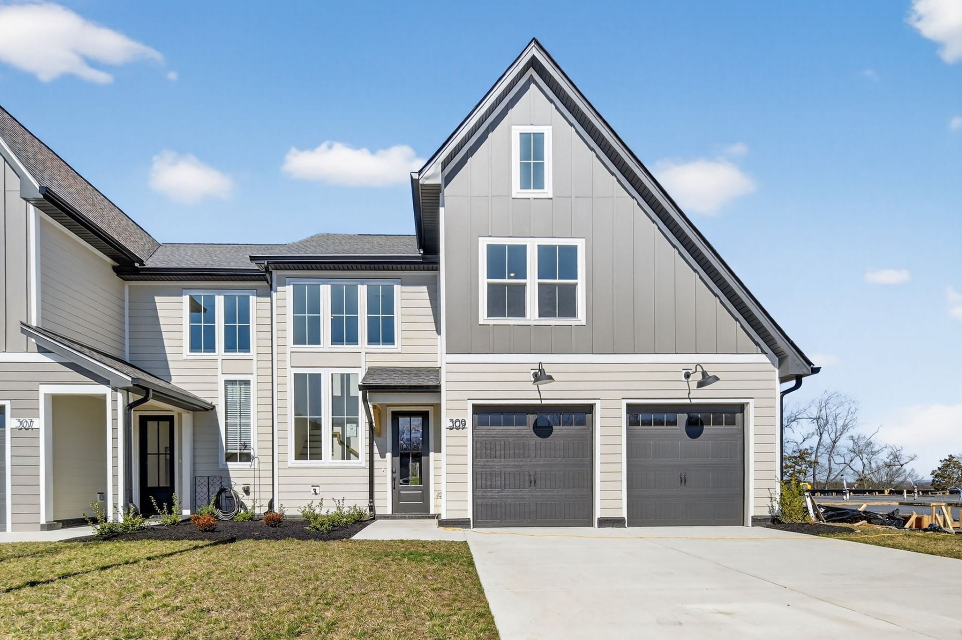 321 Panther Dr , Murfreesboro, TN 37127 Main Photo