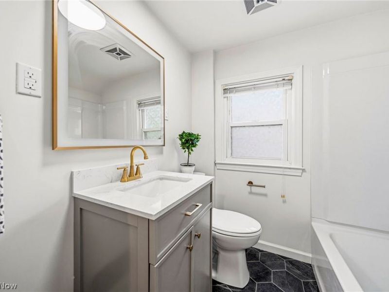 305 Hayes Avenue, Cuyahoga Falls, OH 44221 Photo 18