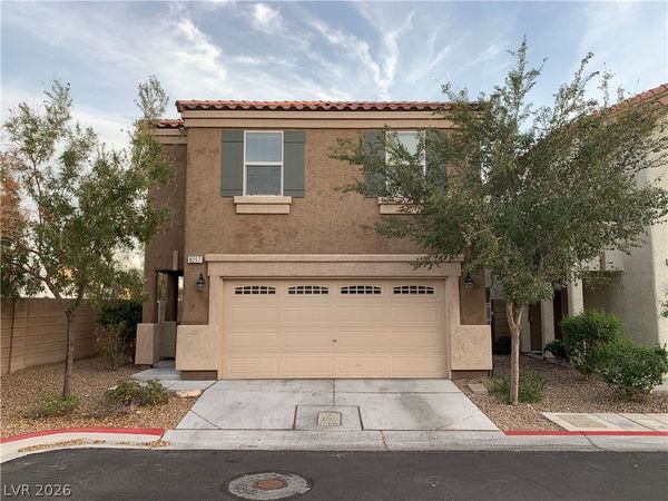8257 Vanity Fair Lane , Las Vegas, NV 89113