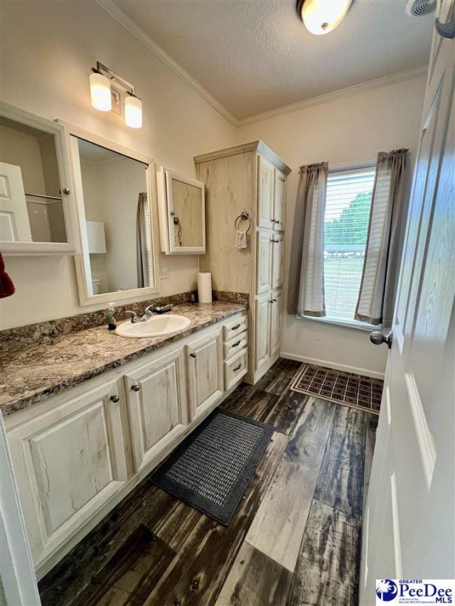 2239 Freeman Rd. Photo 12