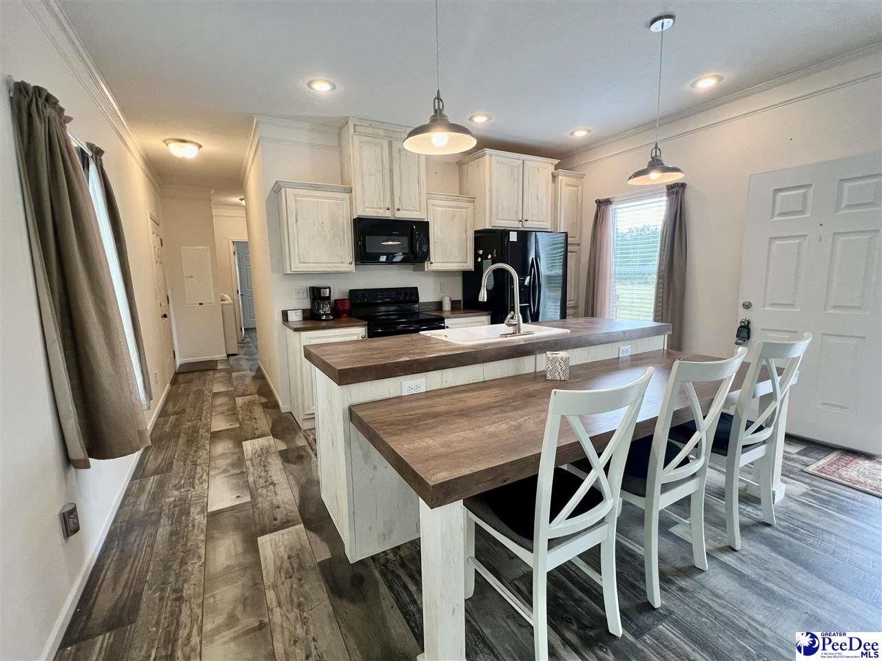 2239 Freeman Rd. Photo 8