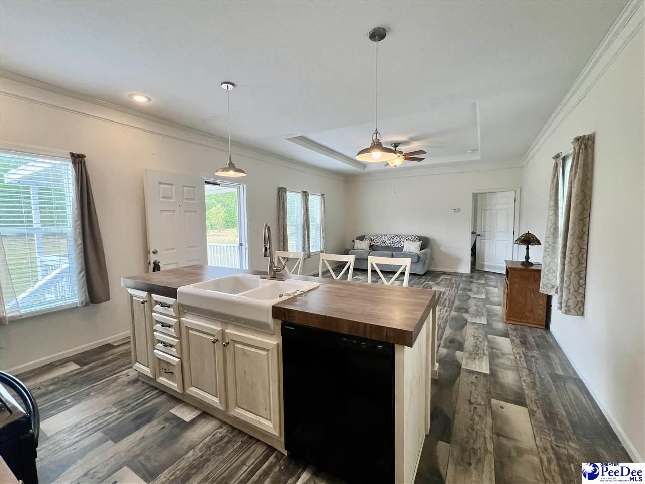 2239 Freeman Rd. Photo 9