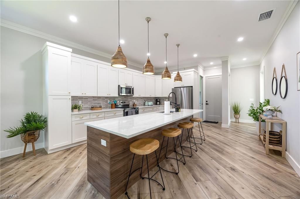 3530 Hibiscus Ave , Naples, FL 34104 Photo