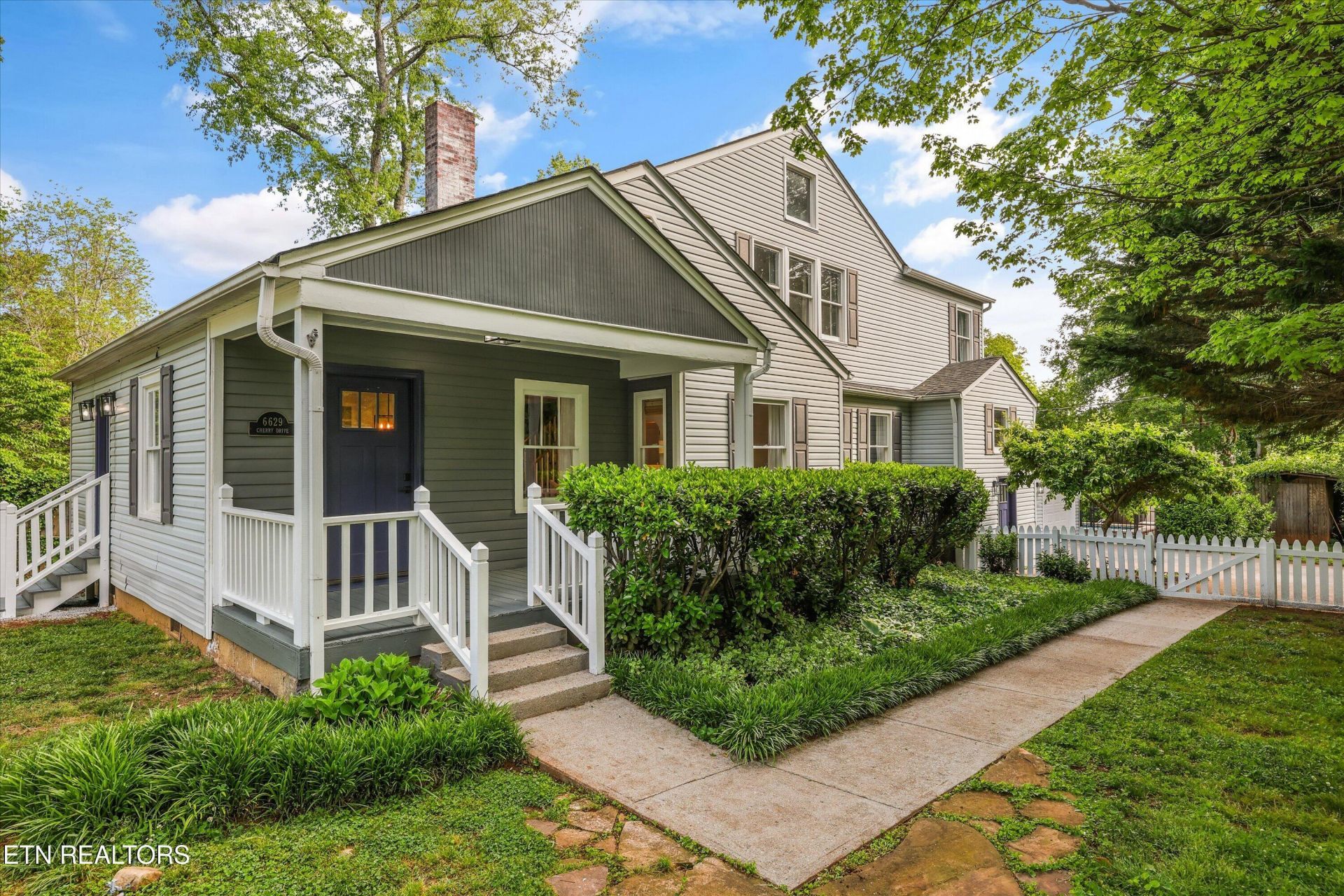 6629 Cherry Drive, Knoxville, TN 37919 Main Photo
