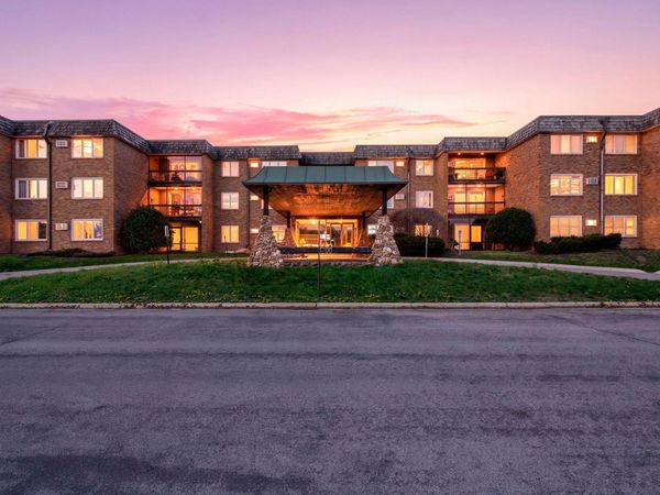 3200 Virginia Avenue S, Unit 106, Saint Louis Park, MN 55426