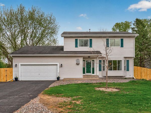 8741 Yalta Street NE, Circle Pines, MN 55014
