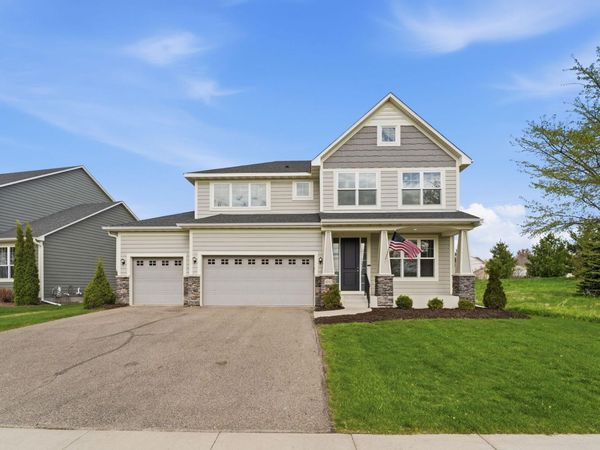 4042 Grand Chevalle Parkway, Chaska, MN 55318