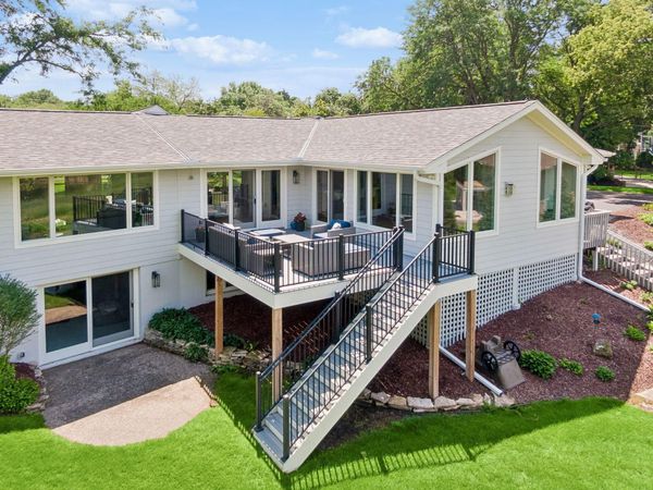 1155 Heritage Lane, Wayzata, MN 55391