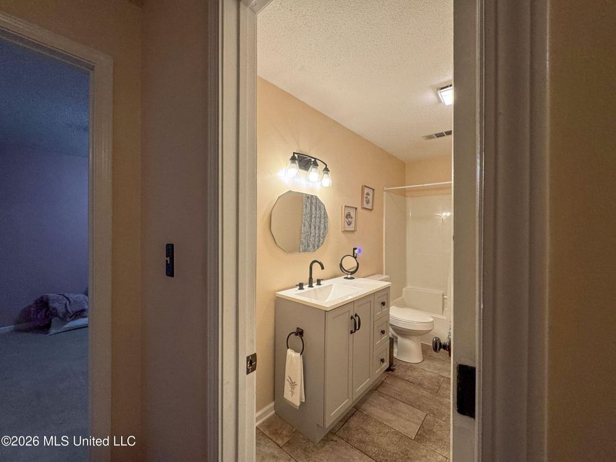 Property Image 101