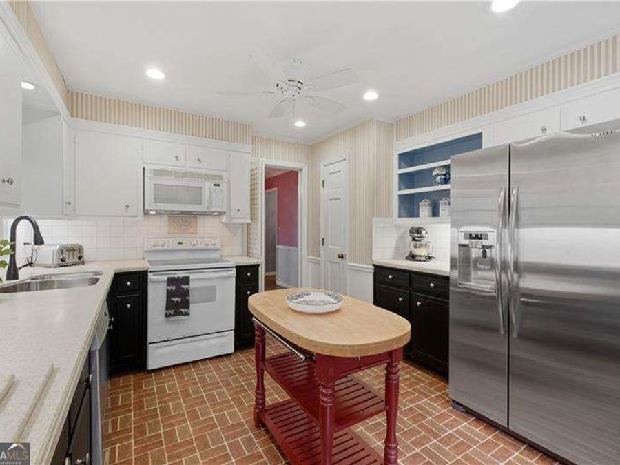 Property Image 12