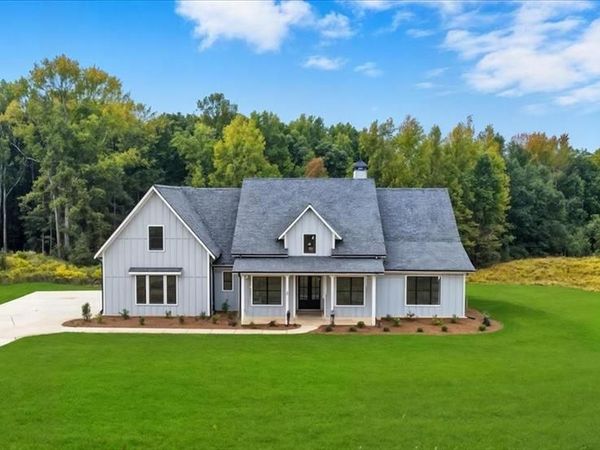 97 Old Town Road, Monroe, GA 30656