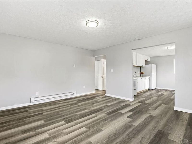 402 Highview Avenue, Springfield Township, OH 45505 Photo 9