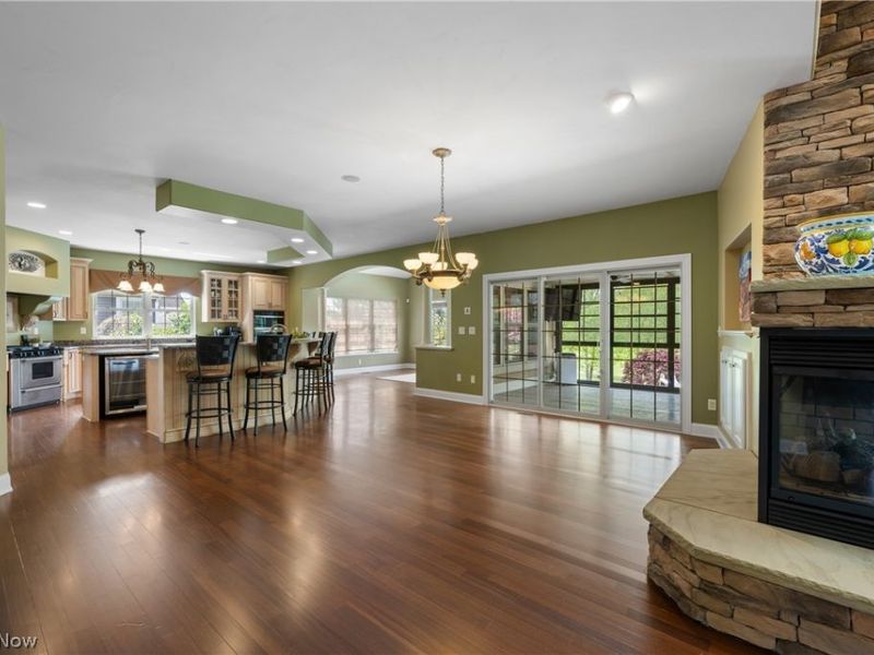 3448 Chadwick Drive, Uniontown, OH 44685 Photo 10