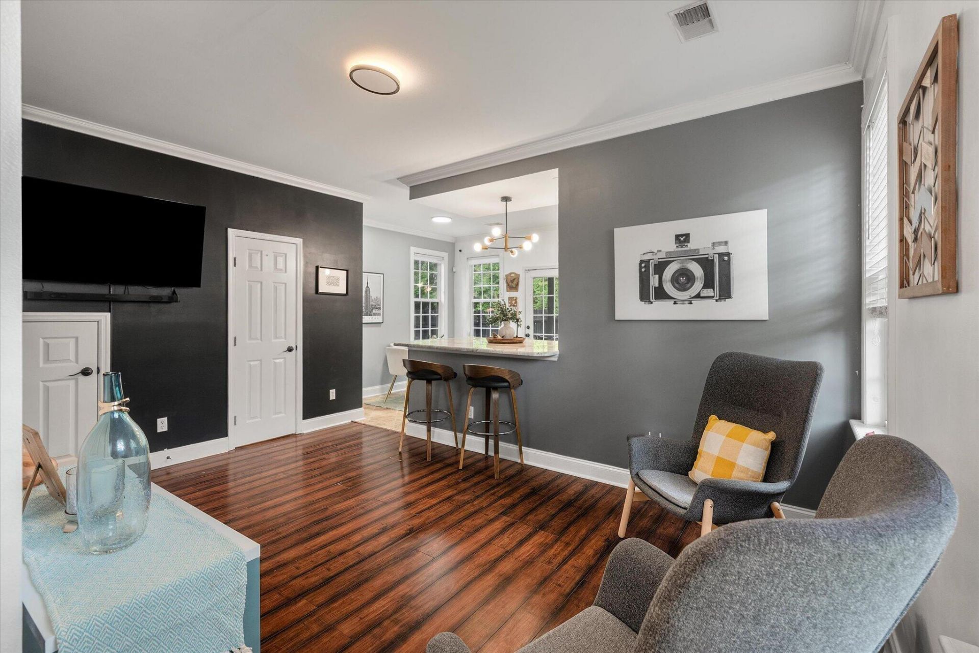 8949 Furr Street Photo 13
